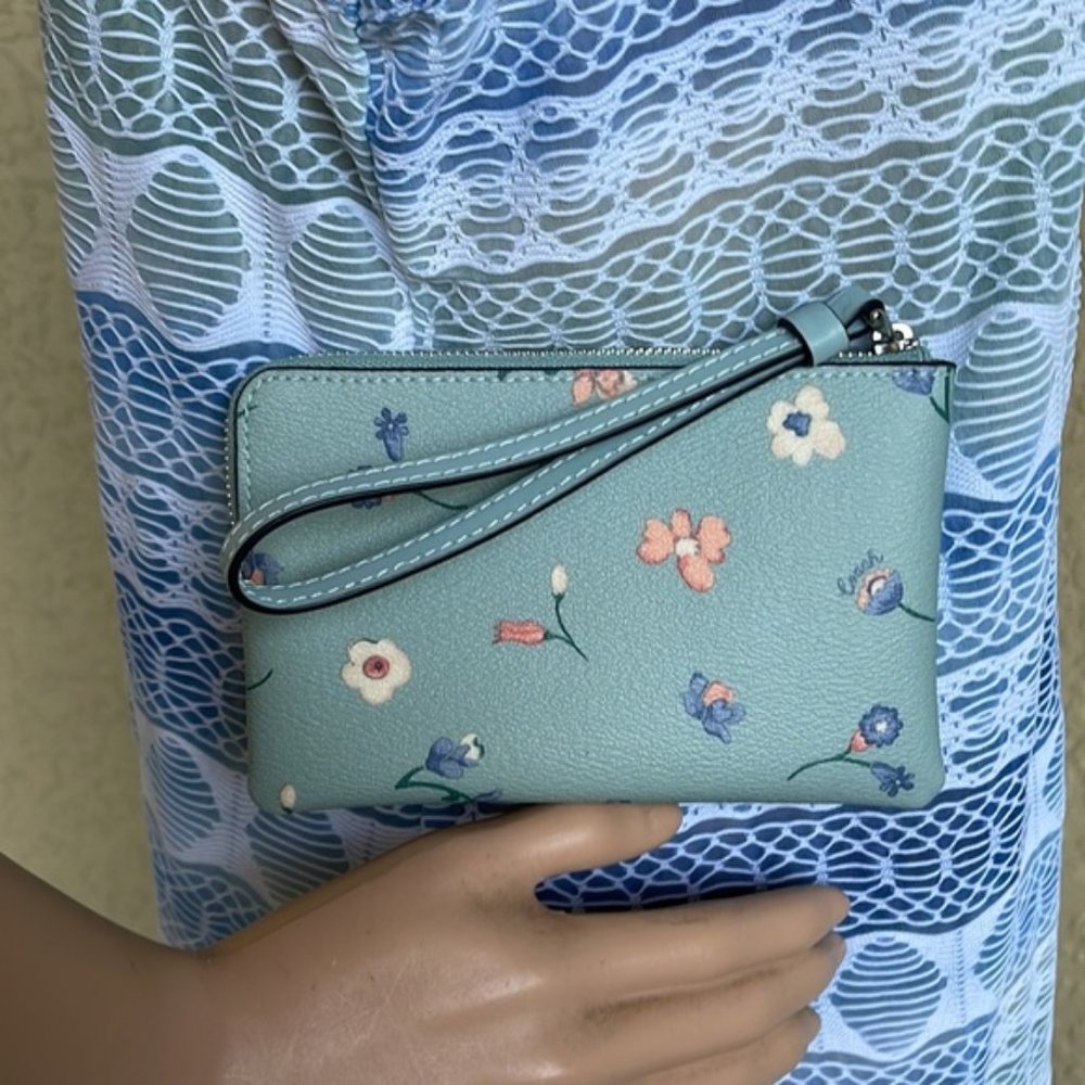 Coach Mystical Floral Corner Zip Wristlet Light Teal Multi - Picture 11 of 16